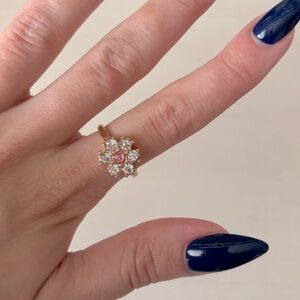 NWOT Urban Outfitters gold tone rhinestone flower ring size 6